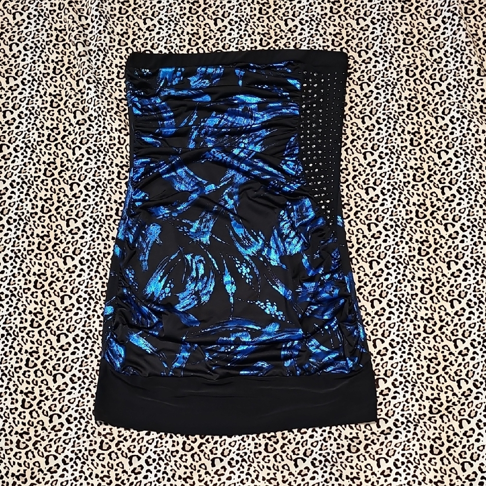 Black and Blue Strapless Top